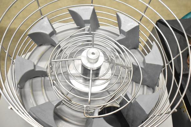 Zummo Z14C Commercial Citrus Juicer, metal components, visible branding, 110 volts, 1 phase power, good condition.