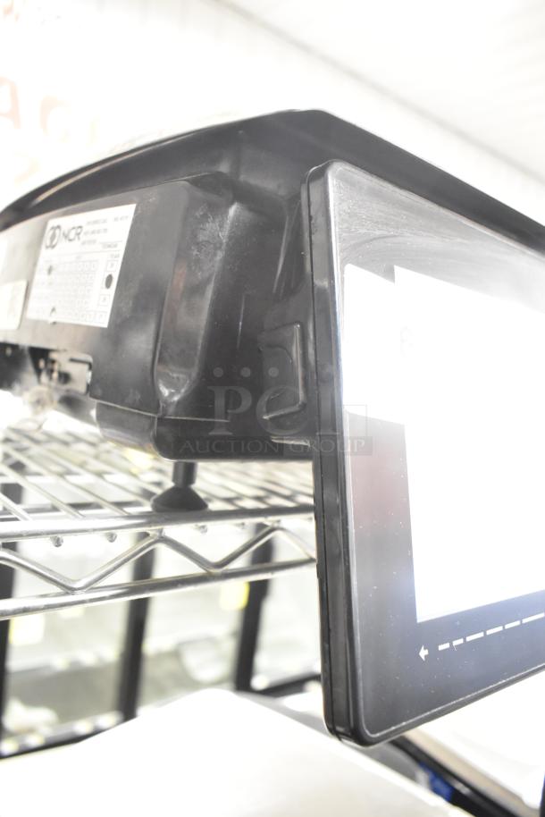 2017 Hobart HTi-7LH26 Metal Commercial Countertop Food Portioning Scale, no power cord, tested and working, 120/208-240V.