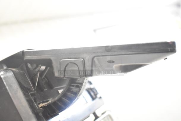 2017 Hobart HTs-LS26 metal countertop food portioning scale, tested and working, 120/208-240 Volts, 1 Phase.