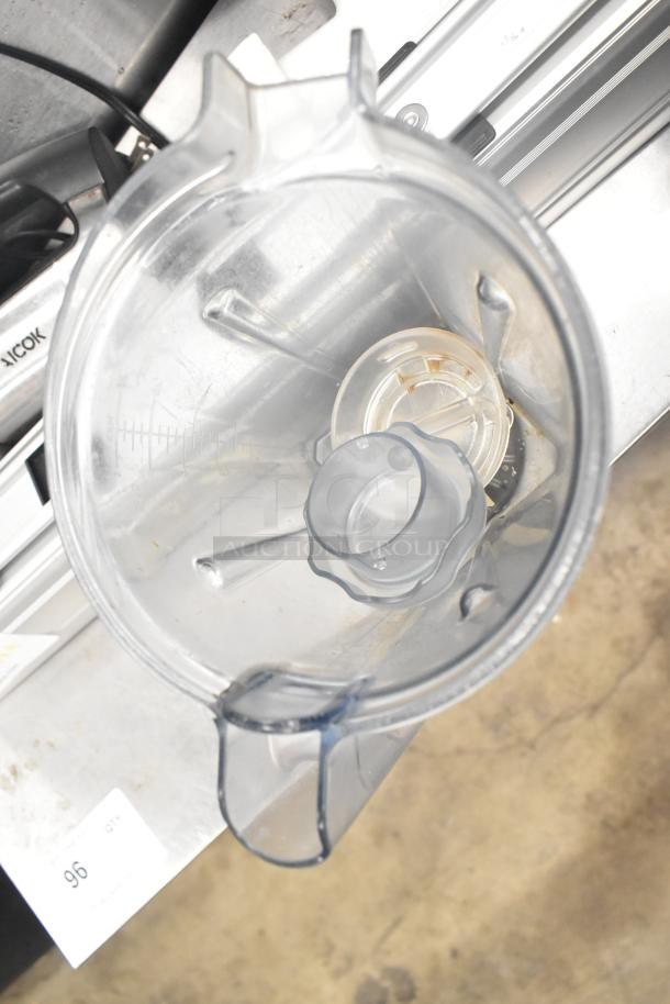 Blantyre Q8 countertop blender pitcher, transparent with measurement markings, part of a 220V set with sound enclosure.