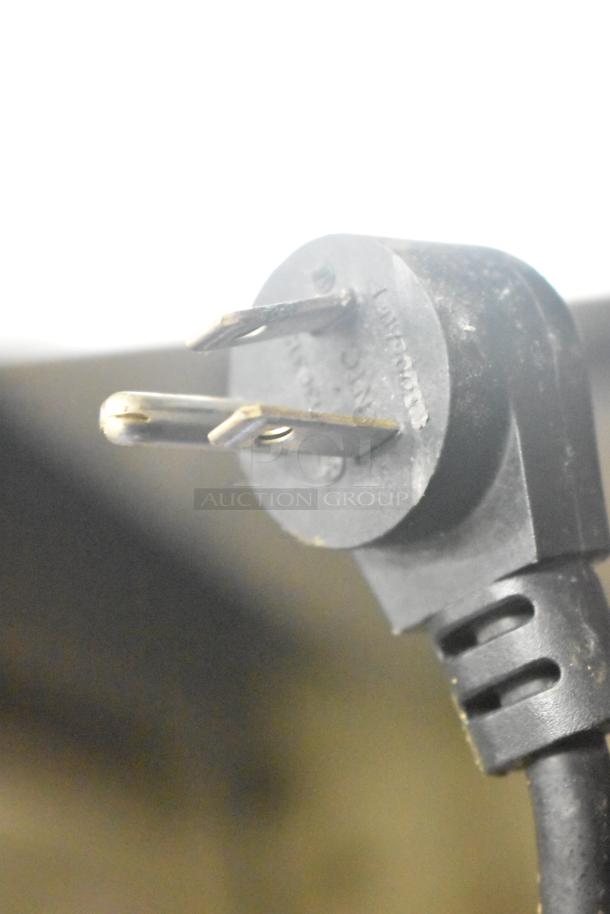 Close-up of a power plug for the 2018 Delfield 406P-STAR4 Commercial Undercounter Cooler, 115V, 1 Phase.