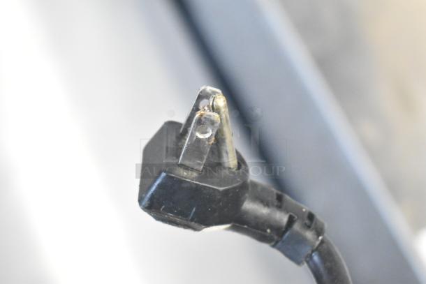 2017 Alto Shaam 500-3DN plug showing a 120-volt, 1-phase connection.