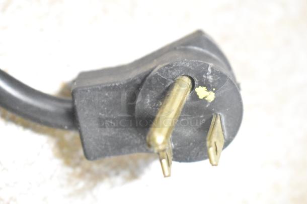 Power plug of the 2019 Delfield GBF2P-S Commercial 2 Door Reach In Freezer, 115 Volts, 1 Phase.