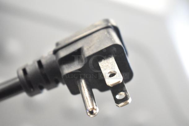 Close-up of a power plug for the 2025 Vissani MDBF18SS reach-in cooler/freezer, 115 volts, 1 phase.