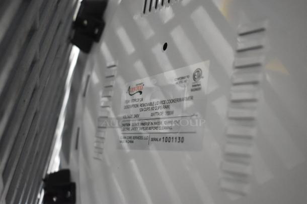 BRAND NEW SCRATCH AND DENT Avantco 177RCB124 electric rice cooker/warmer, 124-cup capacity, 240V. Visible label with specs.