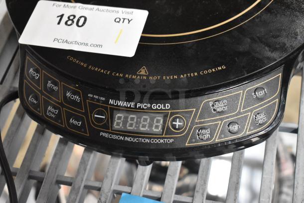 BRAND NEW Nuwave 30211 countertop induction range with digital display. Features multiple settings. Scratch and dent condition.