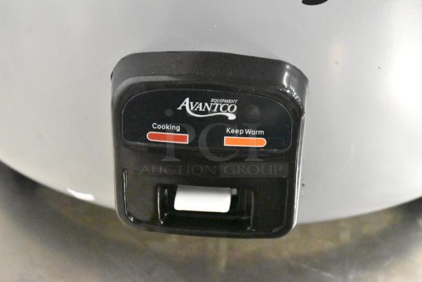 Brand new Avantco 177RCB60 electric rice cooker/warmer, 60 cup capacity, removable lid, 120 volts, scratch and dent condition.
