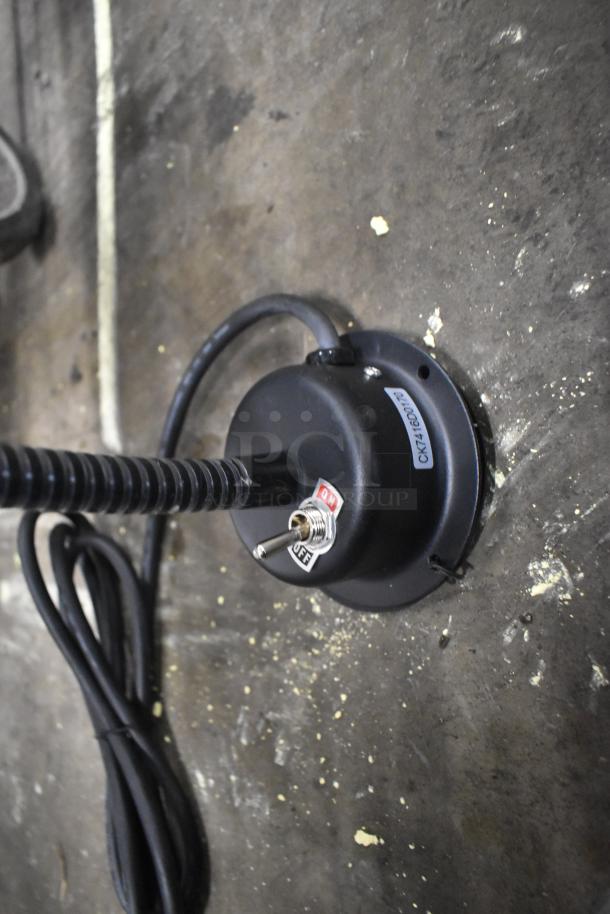 BRAND NEW CK7416D0170 warming lamp, 120V, 1 phase, with visible on/off switch and label, minor scratches.