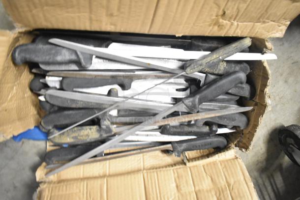Box of 120 sharpened stainless steel knives, including fillet knives, with black handles. Knives are in good condition.