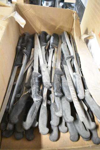 Box of 120 sharpened stainless steel knives, including filet knives. Black handles, used condition.