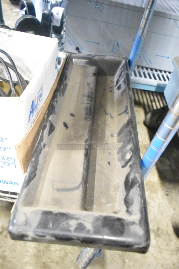 Assorted tier lot featuring range grates, slushie machine hopper, and Turbochef kickplates. Items in used condition.