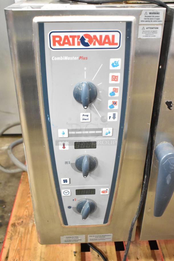 Rational CMP62G CombiMaster Plus convection oven control panel, featuring dials and display.