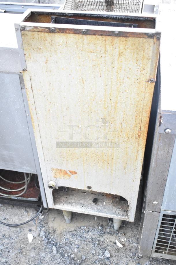 Frymaster GF14SD commercial fryer with metal basket, showing surface rust and wear. 105,000 BTU, natural gas-powered.
