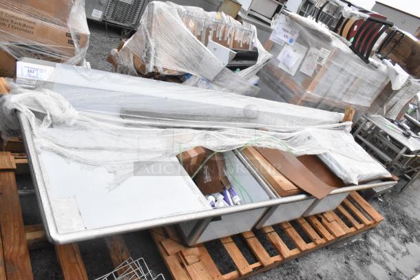 BRAND NEW Winholt WS3T20282D30-2S commercial 3 bay sink with dual drain boards, scratch and dent condition, wrapped on pallet.