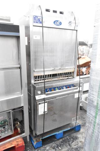 LVO FL14E stainless steel commercial pot and pan washer, front load, 460V, 3-phase, in good condition with control panel.