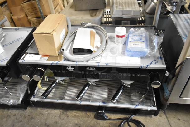 Brand new Gaggia MGV293NPU Vetro black 3 group automatic espresso machine, 220/230V. Scratch and dent condition.