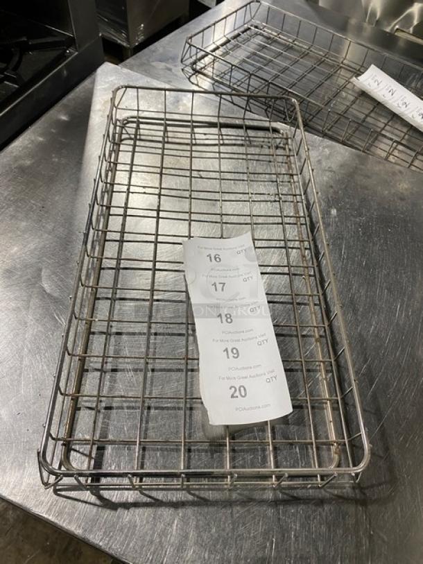 Commercial chrome-plated full-size wire rack for bagels/pastries, excellent condition, visible auction tag with lot details.
