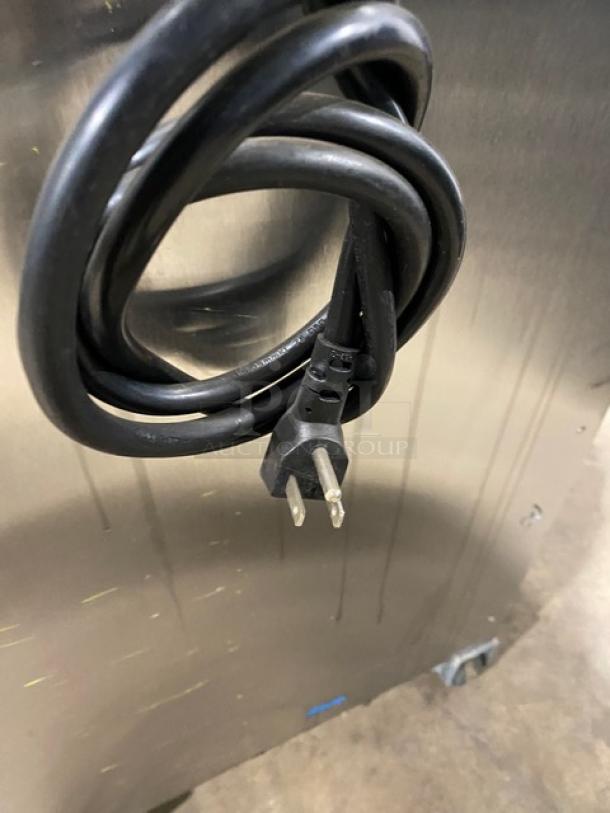 Alto-Shaam 500S stainless steel heated holding cabinet, 2019 model, with 6-pan capacity and universal pan rack. Electric, on casters.