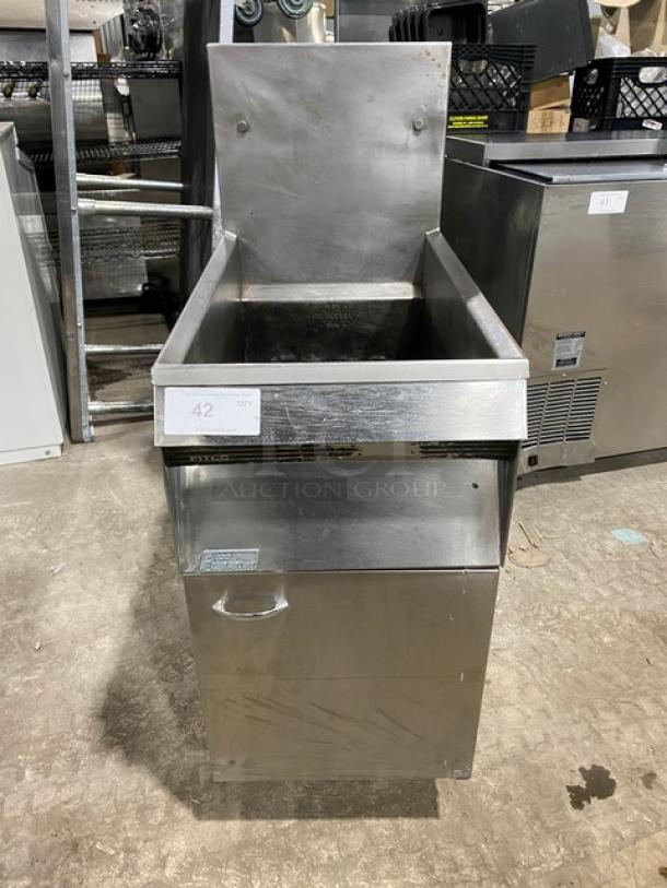 Pitco Frialator Series stainless steel deep fat fryer, natural gas powered, features backsplash and legs, used condition.