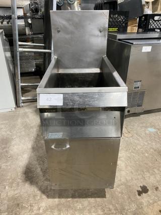 Pitco Frialator Series stainless steel deep fat fryer, natural gas powered, features backsplash and legs, used condition.