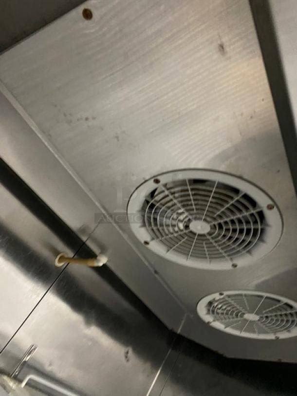 Atosa MCF8707 stainless steel interior with fan system; model MCF8707, SN MCF8707150426C4009, commercial fridge component.