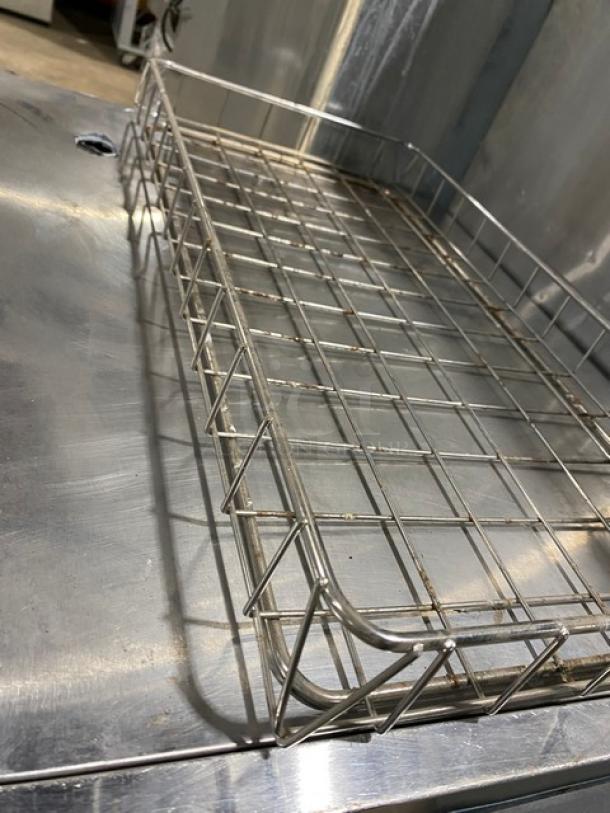 Commercial chrome plated full-size wired rack for bagels/pastries. Durable, grid design, excellent condition.