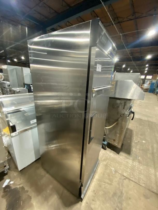 Everest EBR1 stainless steel reach-in refrigerator, single swing door, Energy Star certified, commercial use, model EBR1, SN: BBR121010014.