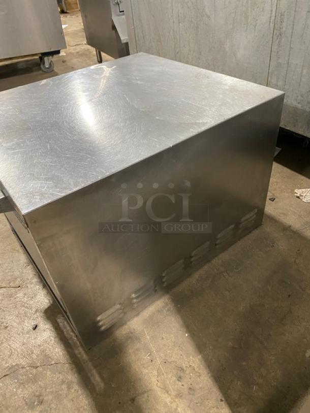 Bakers Pride P18 countertop pizza oven, stainless steel, electric, double deck, used, 208/240V, 1 phase.