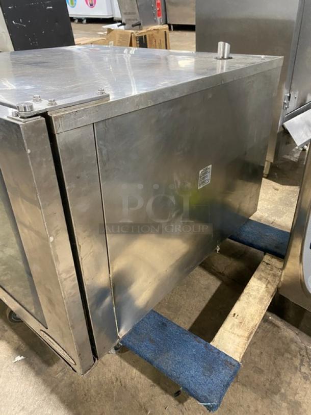 Alto-Shaam 7.14ESI/SK stainless steel electric combi oven, 208-240V, 3-phase, SN: 1156437-000, in used condition.