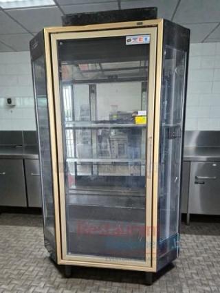 Pristine Commercial Glass Door Display Refrigerator in excellent condition. Single glass door, fully tested, model GLS-L-REF-0379.