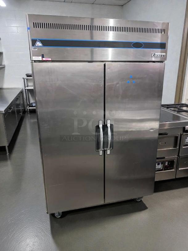 Everest ESR2 commercial reach-in refrigerator, stainless steel, high-grade condition, 2 doors, NSF & ETL listed, 115V.