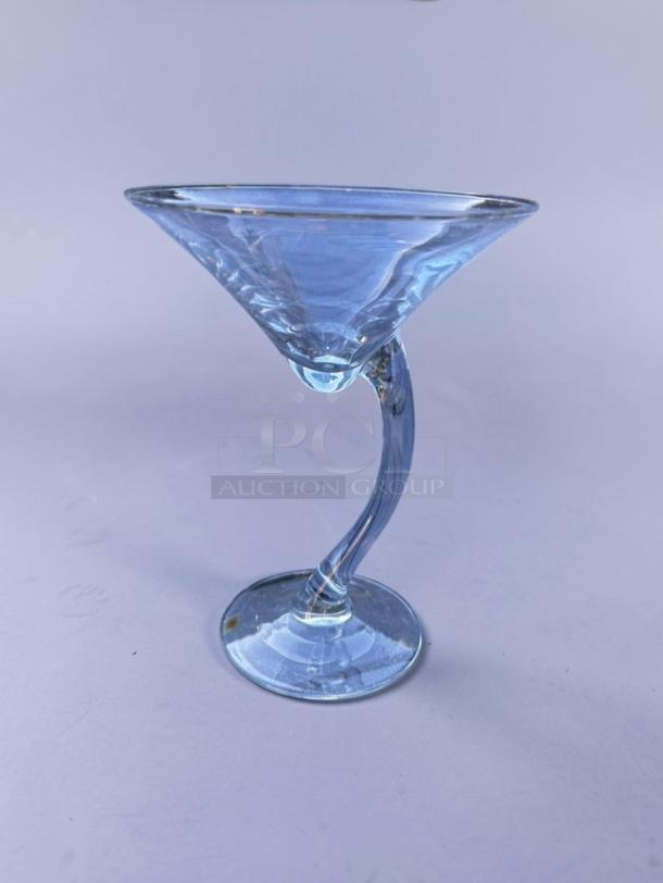 Elegant twist stem martini cocktail glass in outstanding condition, commercial bar glassware model, set of 63.