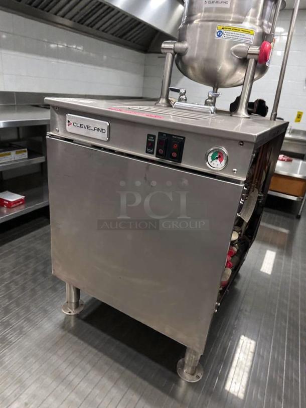 Cleveland 24GMK6200 commercial gas steam kettle, 24-gallon capacity, NSF & CSA certified, brand new condition.