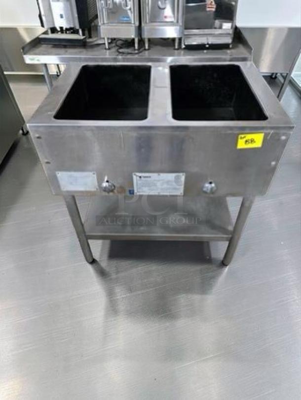 Commercial Food Equipment Dual Well Electric Hot Food Table, stainless steel, 2-well bain marie, 115V, tested, operational.