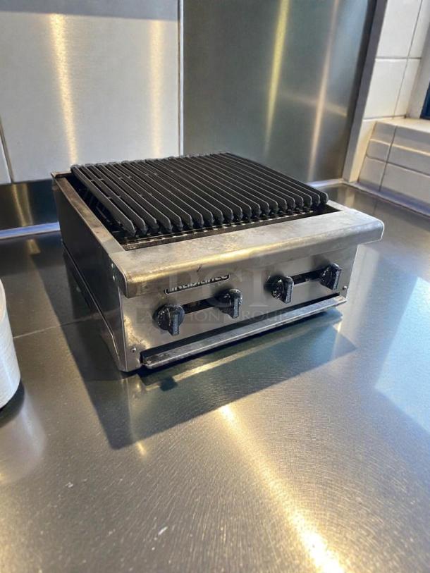 Commercial 4-Burner Gas Charbroiler, stainless steel, outstanding condition, natural gas, fully tested, operational.