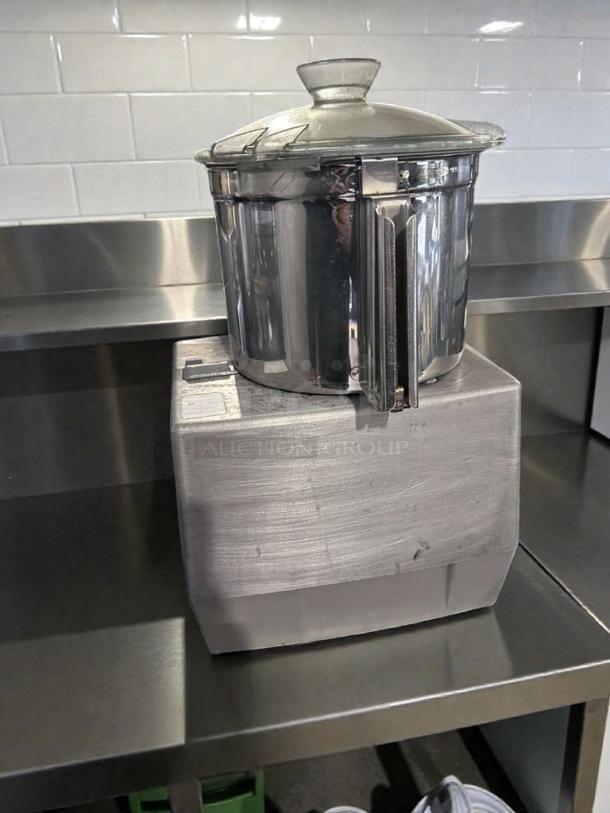 Robot Coupe R602 commercial food processor, premium condition, stainless steel, UL & NSF listed, fully tested.