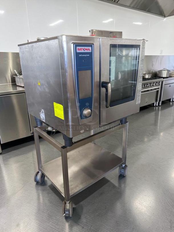 Rational SelfCookingCenter Commercial Combi Oven, stainless steel, prime condition, fully tested, model RAT-L-CMB-0636.