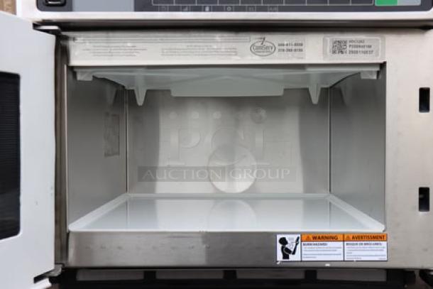 BRAND NEW Amana HDC12A2 stainless steel commercial microwave, 120V, 1200W. Minor dent top right, door slightly misaligned.
