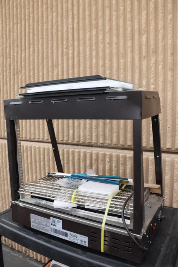 Avantco HDC-26 heated display case, 26", three shelves, sliding doors, 1580W, frame bent, Serial: CK-250210R-687.