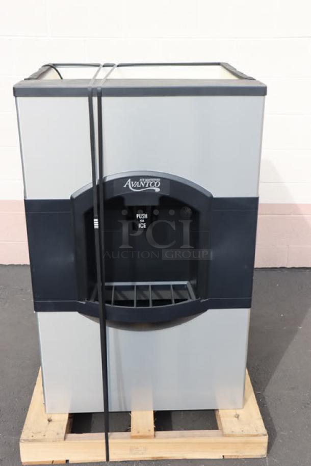 Avantco Ice HBN180-30 hotel ice dispenser, 180 lb. capacity, new condition, minor scratches and dents, 30" wide.