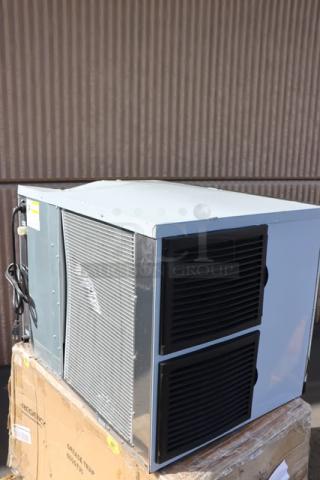 Avantco Ice MC-H-530-A half cube ice machine, air-cooled, 500 lb capacity, brand new scratch-n-dent condition, on box.