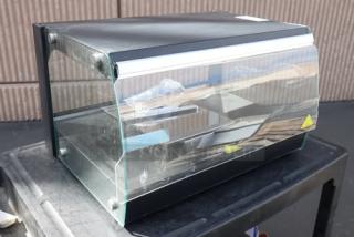 Avantco OAM1A 26" black countertop merchandiser with LED lighting, 1 shelf; brand new, scratch-n-dent condition, no packaging.