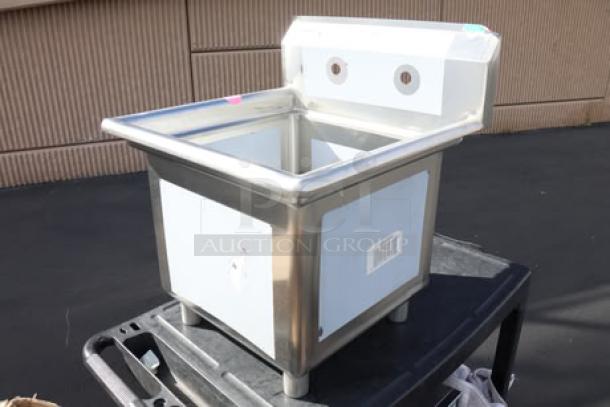 Brand new Regency S1C1818 stainless steel commercial sink, 18"x18"x14" bowl, small dent in upper right corner.