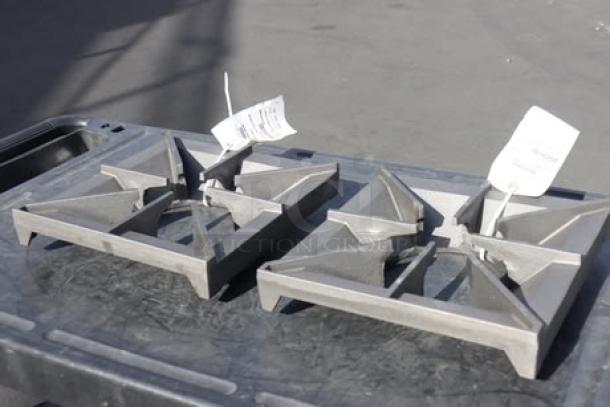 Brand new Vulcan 00-925000 36-inch grates, minor scuffs, two included, tags visible.