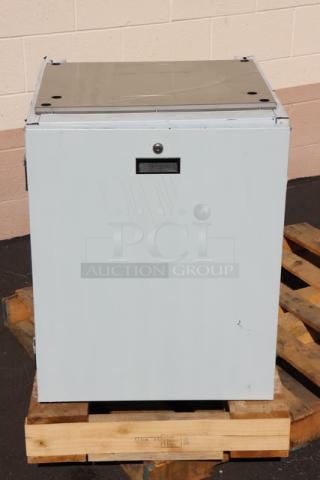 BRAND NEW Scotsman HST21-A stainless steel ice dispenser stand with door. Dimensions: 21 1/2" x 23 3/4". Dent on back left corner.