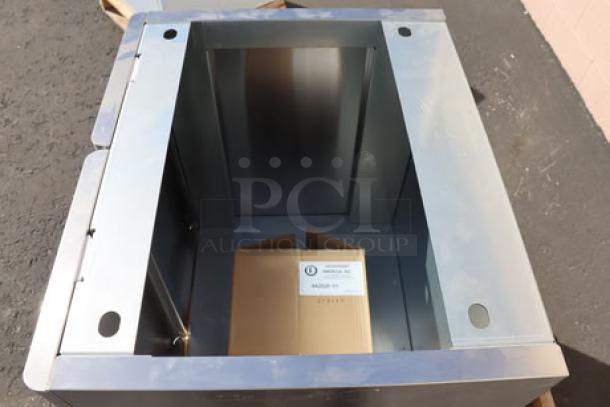Brand new Hoshizaki SD-500 stand for DCM-300/500 ice machines, S/N: Q54580E, no original packaging visible.