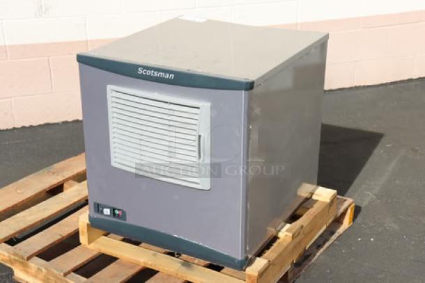 Scotsman NS0422A-1B Prodigy Plus air-cooled nugget ice machine, 22", 420 lb capacity, on pallet.