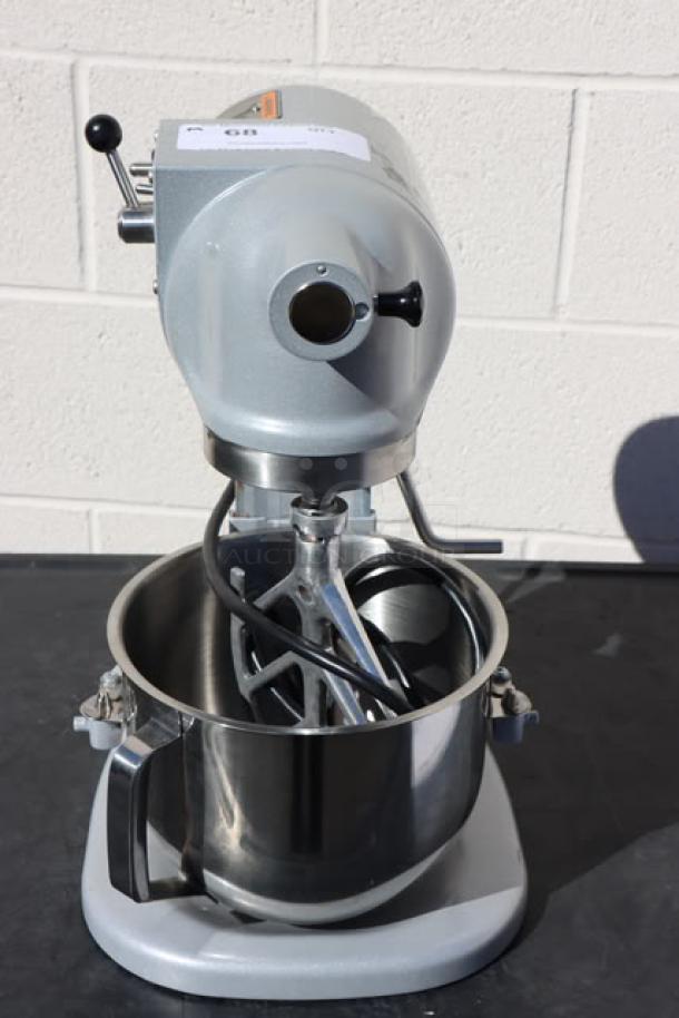 BRAND NEW Hobart N50-60 5 Qt. Mixer, unboxed, with standard accessories. Minor scratches/scuffs. 1/6 hp, 120V.