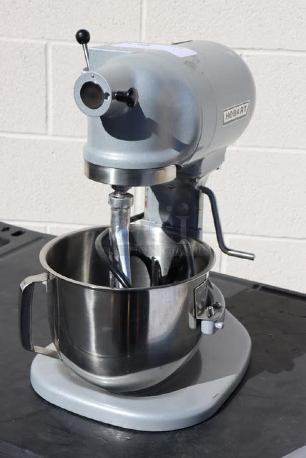 BRAND NEW Hobart N50-60 5 Qt. Mixer with bowl and attachments, unboxed, minor scratches, 348 Watts, 120V, 1/6 hp.