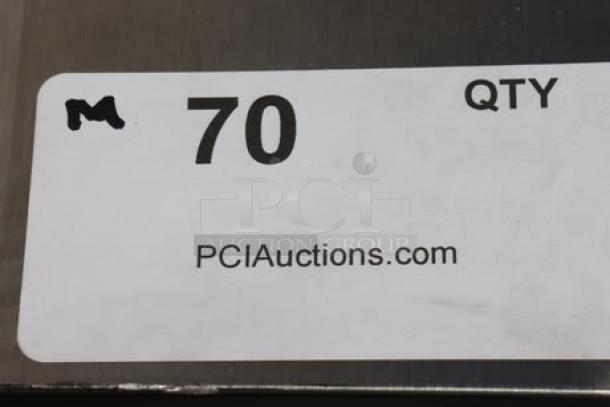 Scratch-N-Dent Avantco T3300B conveyor toaster, 3" opening, 800 slices/hr capacity, 208V, serial #2900825184T3300B.
